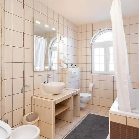 Charmante Ferienwohnung In Mit Grill, Terrasse Und Garten Appartement